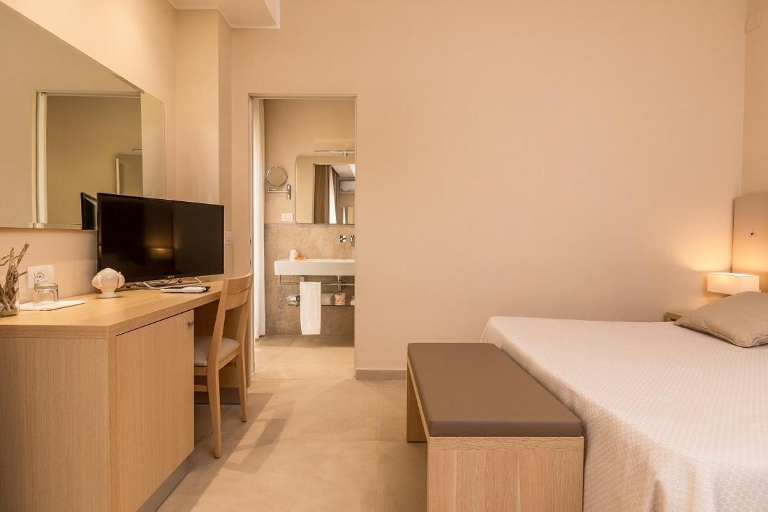 Hotel Degli Aranci Vieste Luaran gambar